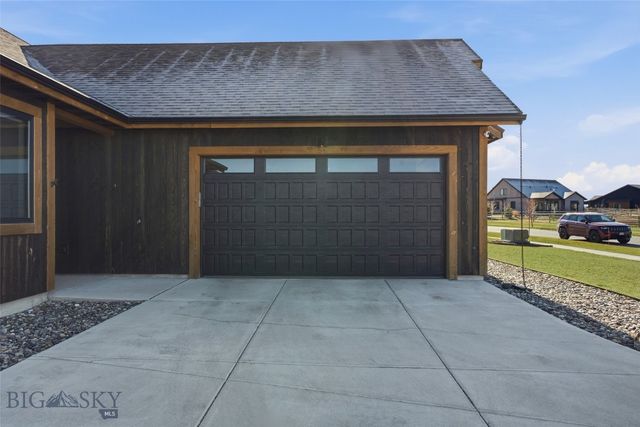 56 Giddy Up, Bozeman, MT 59718