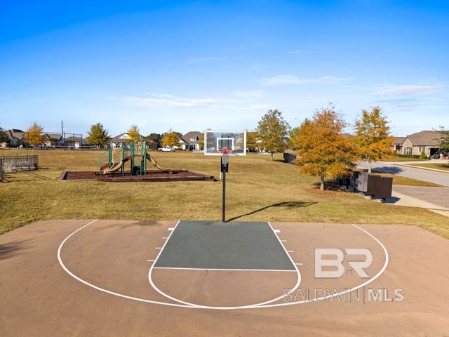 404 McClellan Boulevard, Fairhope, AL 36532