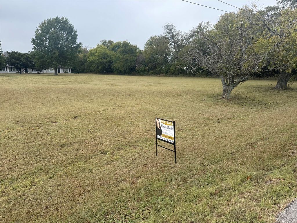 200 E Forest Grove Road, Lucas, TX 75002