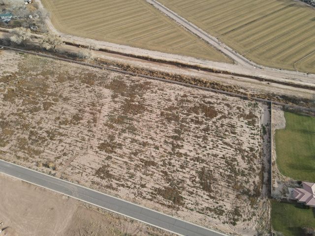 12 Leibel Court, Los Lunas, NM 87031