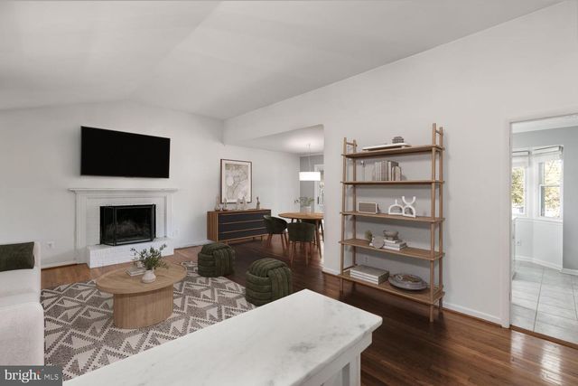 3604 CORNELL RD, Fairfax, VA 22030