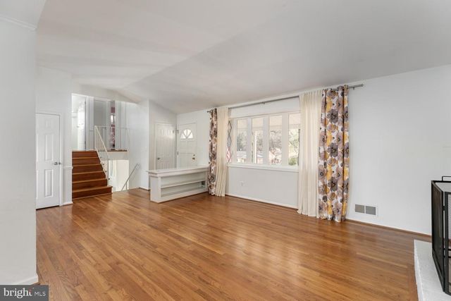 3604 CORNELL RD, Fairfax, VA 22030