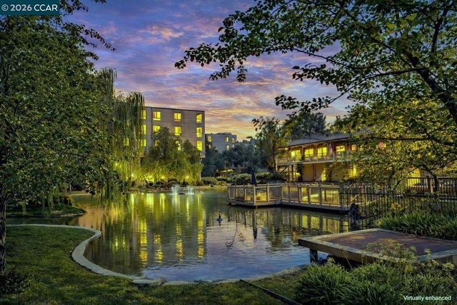 360 N Civic Dr 204, Walnut Creek, CA 94596