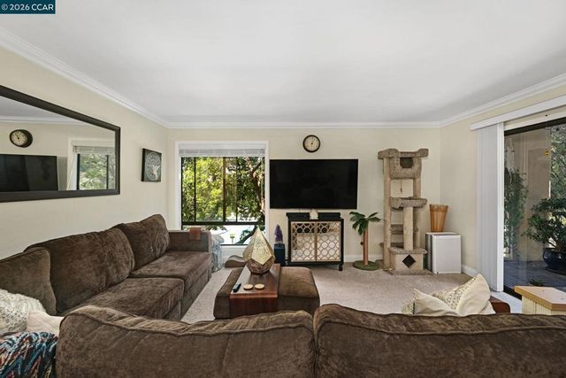 360 N Civic Dr 204, Walnut Creek, CA 94596