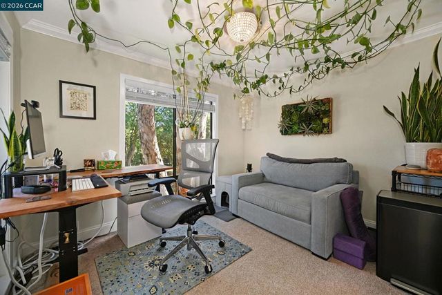 360 N Civic Dr 204, Walnut Creek, CA 94596