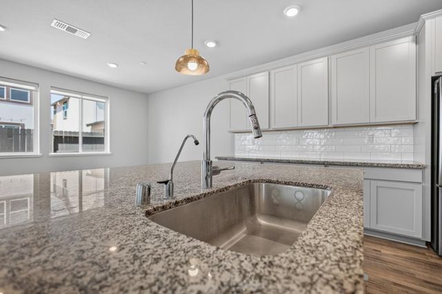 10090 Swordfish Cir, Elk Grove, CA 95757