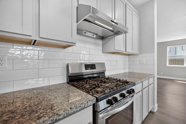 10090 Swordfish Cir, Elk Grove, CA 95757
