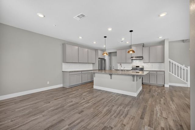 10090 Swordfish Cir, Elk Grove, CA 95757