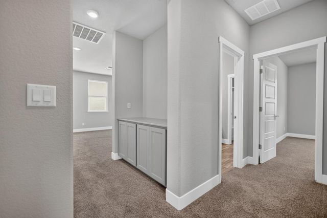 10090 Swordfish Cir, Elk Grove, CA 95757