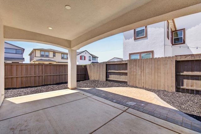 10090 Swordfish Cir, Elk Grove, CA 95757