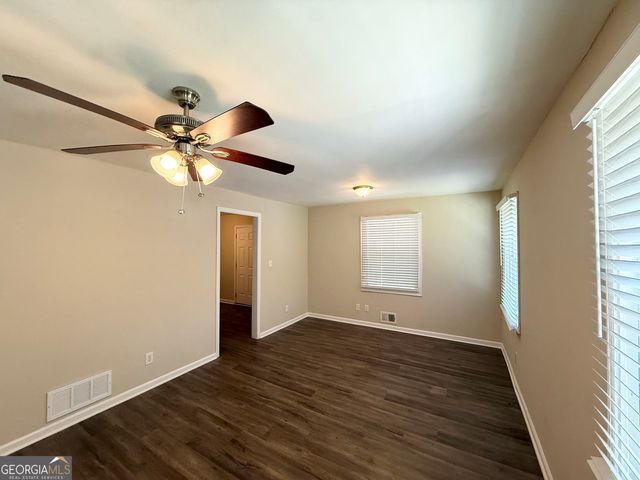 2839 Waters Road SW, Atlanta, GA 30354