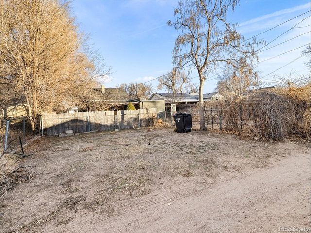 1107 Jackson St, Pueblo, CO 81004