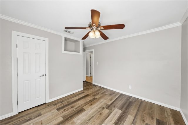 1221 Blalock Avenue, Fort Worth, TX 76115