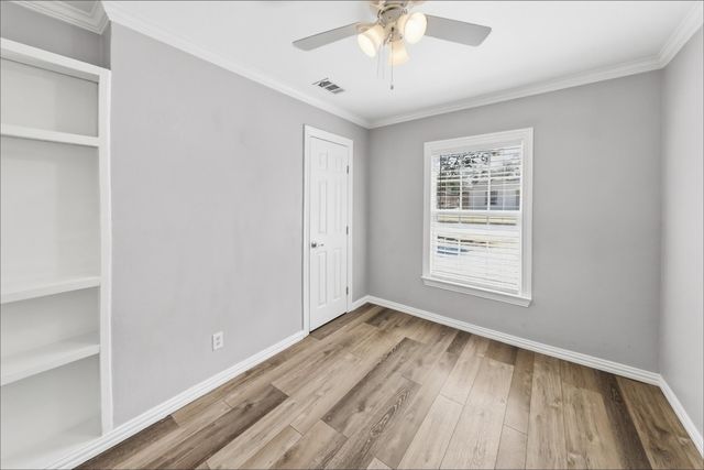 1221 Blalock Avenue, Fort Worth, TX 76115