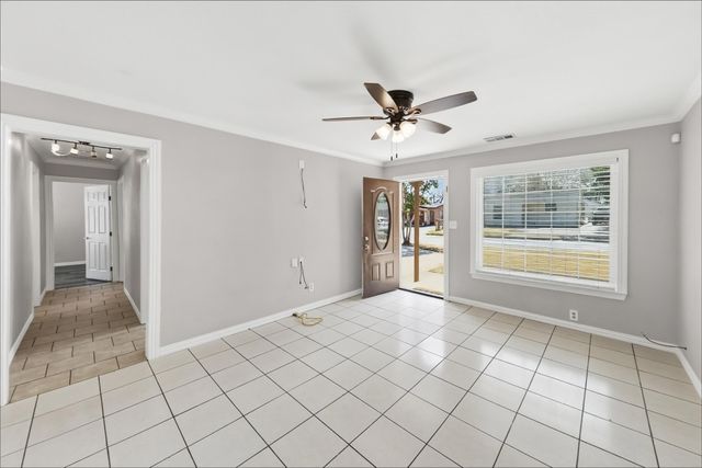 1221 Blalock Avenue, Fort Worth, TX 76115