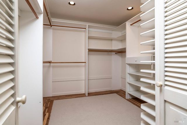 81 Santa Maria Dr, Novato, CA 94947