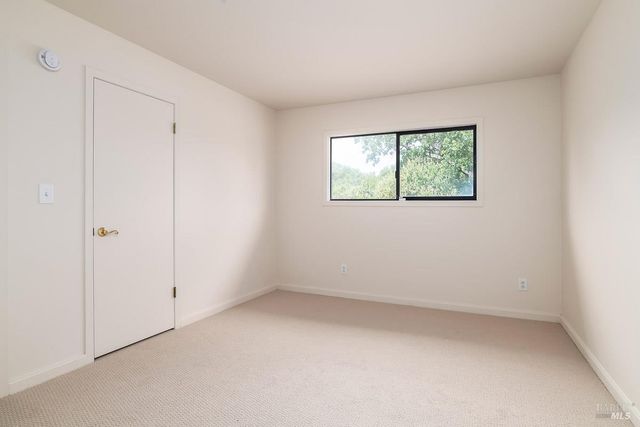 81 Santa Maria Dr, Novato, CA 94947