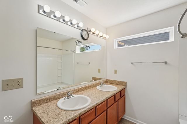 2204 Cherrybark Court, Shelbyville, IN 46176