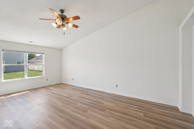 2204 Cherrybark Court, Shelbyville, IN 46176