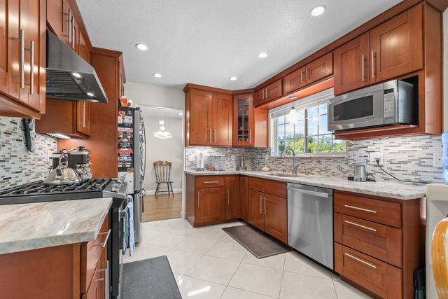 8117 English Oak Way, Citrus Heights, CA 95610