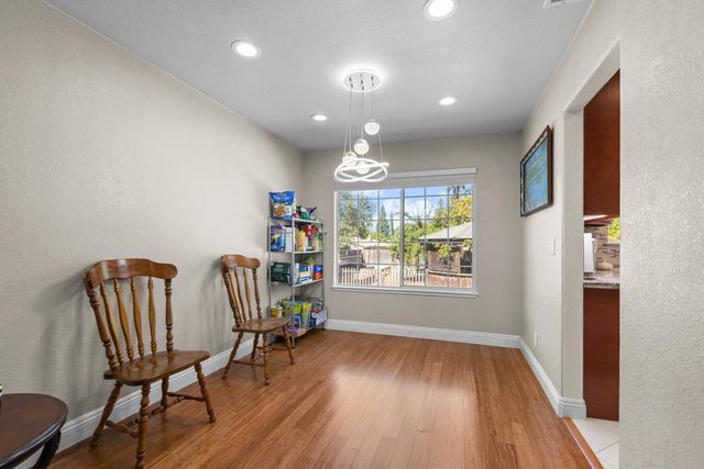8117 English Oak Way, Citrus Heights, CA 95610