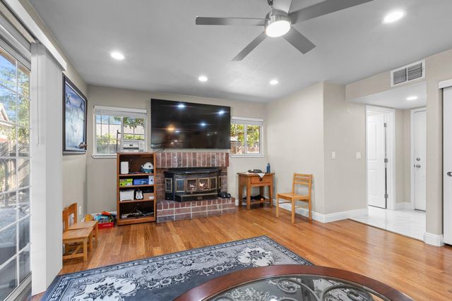 8117 English Oak Way, Citrus Heights, CA 95610
