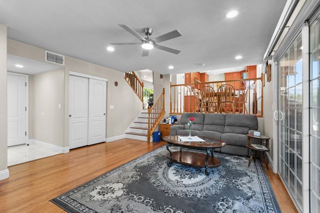 8117 English Oak Way, Citrus Heights, CA 95610