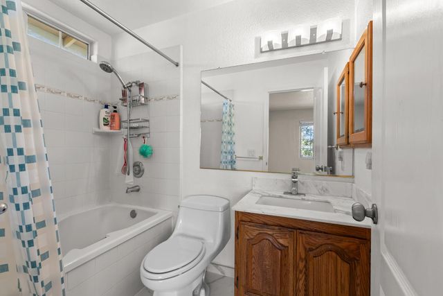 8117 English Oak Way, Citrus Heights, CA 95610