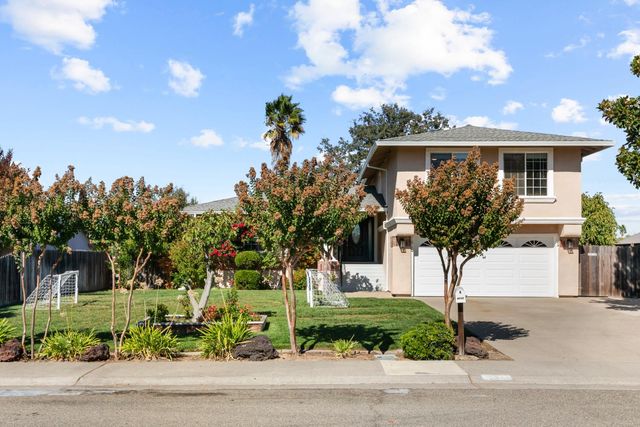 8117 English Oak Way, Citrus Heights, CA 95610