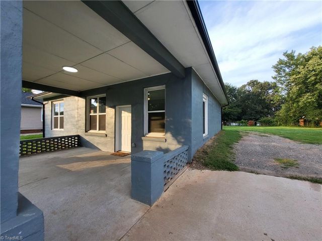 5027 Old Rural Hall Road, Winston-salem, NC 27105