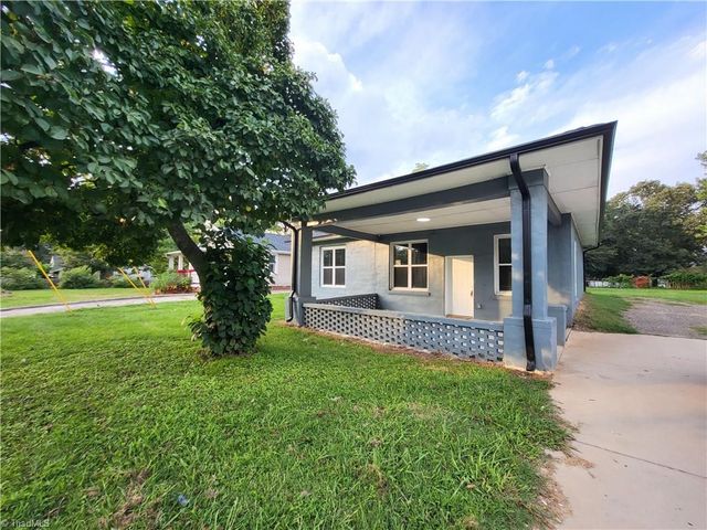 5027 Old Rural Hall Road, Winston-salem, NC 27105