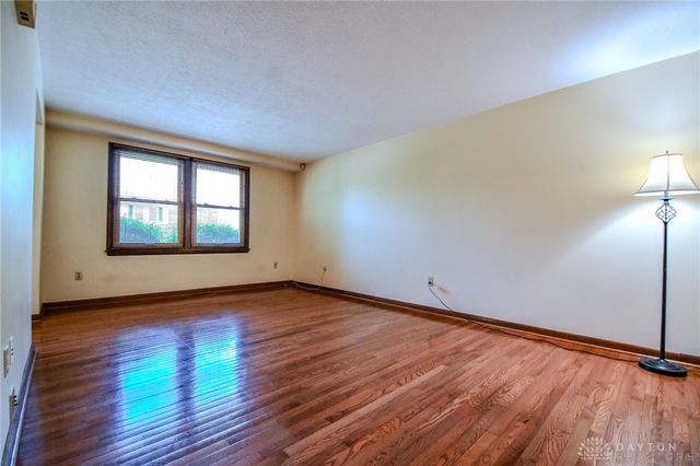 4330 Elmshaven Drive, Fairborn, OH 45424