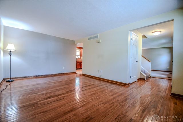 4330 Elmshaven Drive, Fairborn, OH 45424
