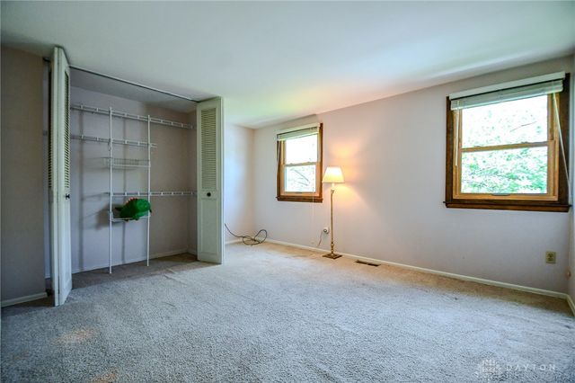 4330 Elmshaven Drive, Fairborn, OH 45424