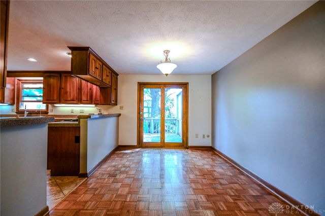 4330 Elmshaven Drive, Fairborn, OH 45424