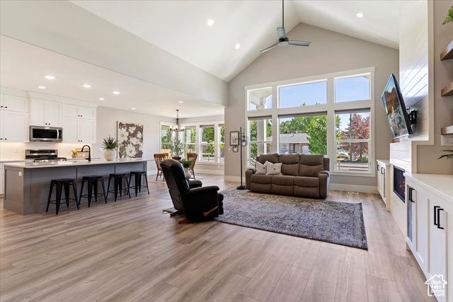 2306 E DERUS WAY, Layton, UT 84040