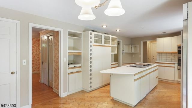 2278 Edgewood Ter, Scotch Plains Twp., NJ 07076