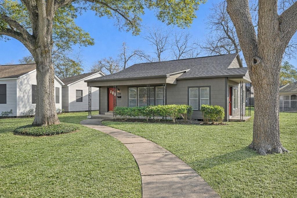 1509 Mulcahy Street, Rosenberg, TX 77471