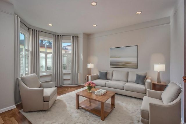 820 Diamond Street 2, San Diego, CA 92109
