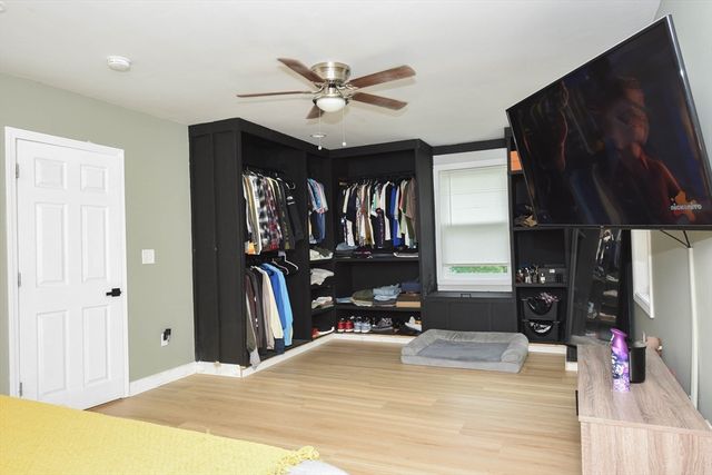 150 Hathaway Road, Acushnet, MA 02743