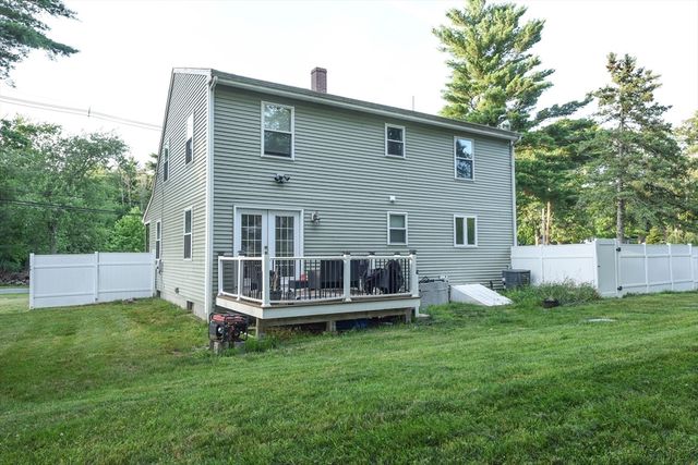 150 Hathaway Road, Acushnet, MA 02743