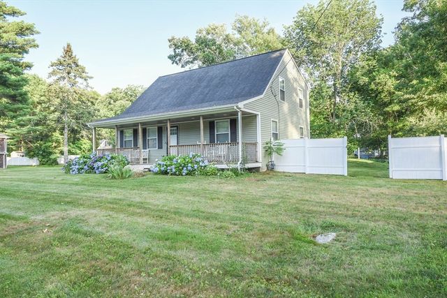 150 Hathaway Road, Acushnet, MA 02743