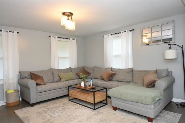 150 Hathaway Road, Acushnet, MA 02743