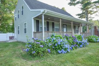 150 Hathaway Road, Acushnet, MA 02743