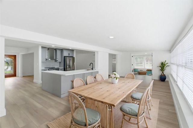 1200 80TH ST S, St Petersburg, FL 33707