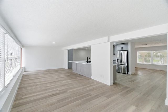 1200 80TH ST S, St Petersburg, FL 33707