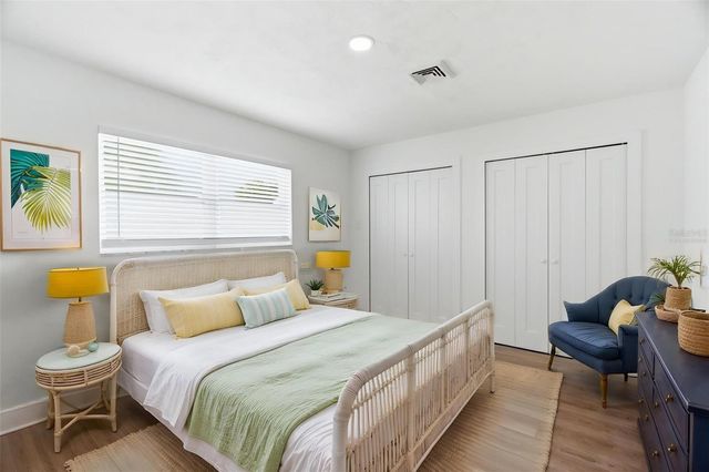 1200 80TH ST S, St Petersburg, FL 33707