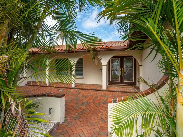 1200 80TH ST S, St Petersburg, FL 33707