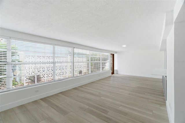 1200 80TH ST S, St Petersburg, FL 33707