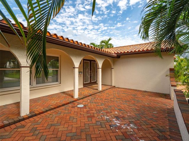 1200 80TH ST S, St Petersburg, FL 33707